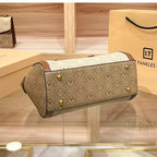 Bolsa Feminina Siena Beige — Sofisticação e Luxo que Transformam Qualquer Look