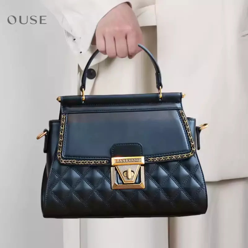 Bolsa Feminina Modelo Auréline Paris — A Bolsa que Fala Antes de Você Chegar
