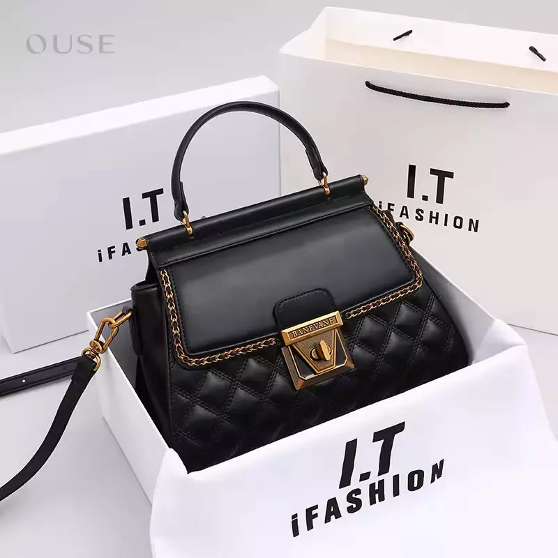 Bolsa Feminina Modelo Auréline Paris — A Bolsa que Fala Antes de Você Chegar