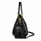 Bolsa Feminina  Grande Preta  De Couro Genuíno  Modelo Foxer Royale Black