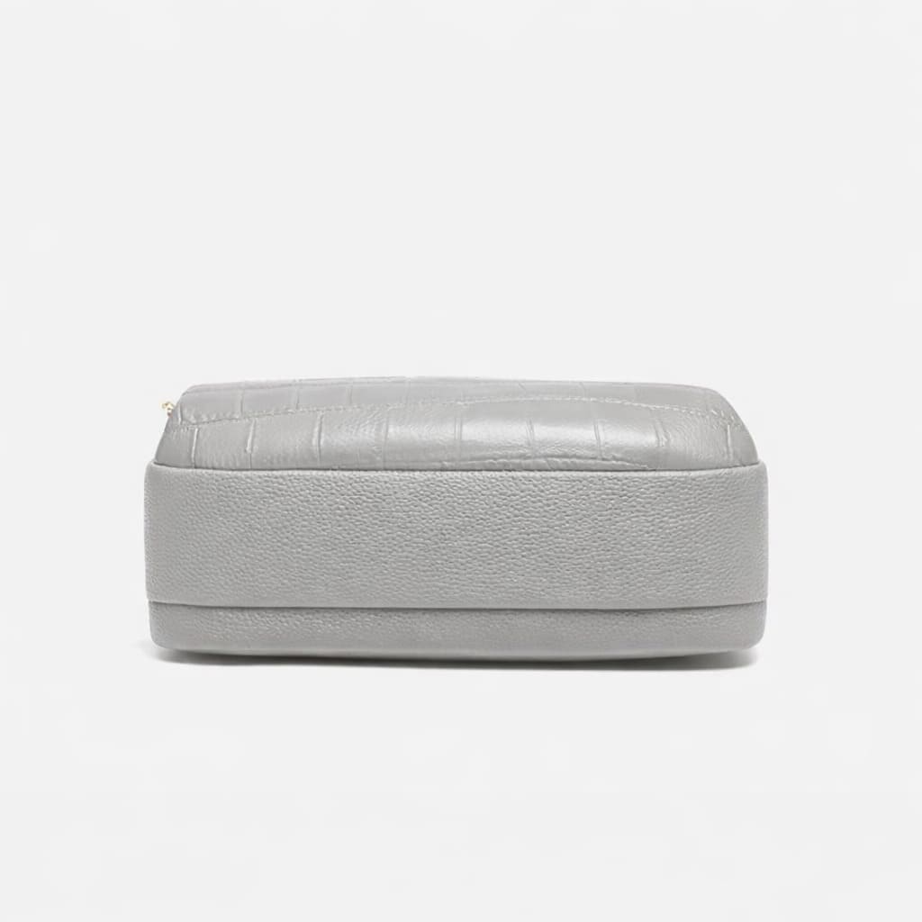 Bolsa feminina FOXER Rivelle Gray com fundo resistente e acabamento premium