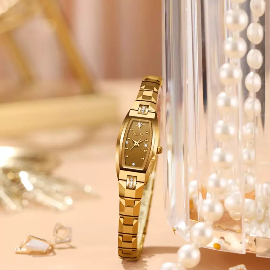 Relógio Feminino Pequeno  Modelo  Auréline Gold