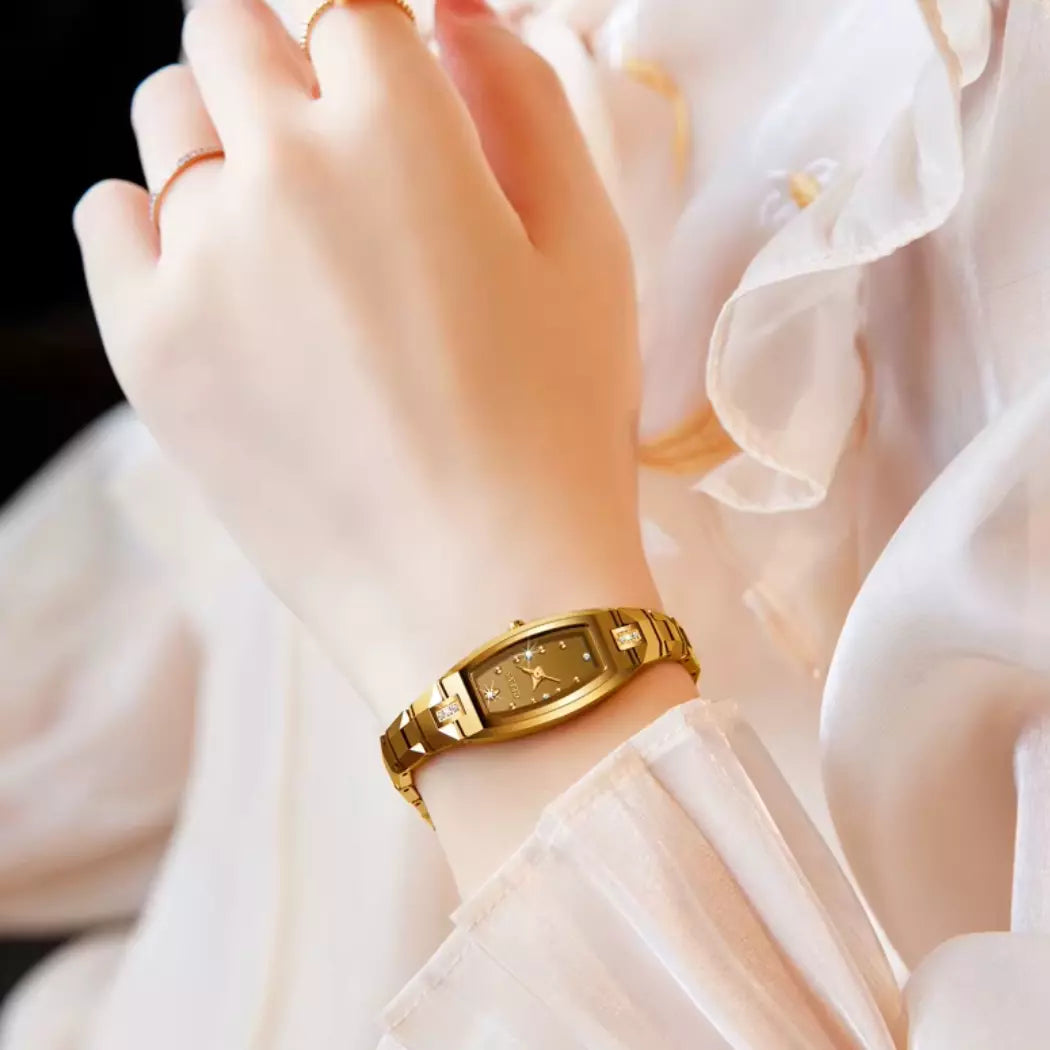 Relógio Feminino Pequeno  Modelo  Auréline Gold