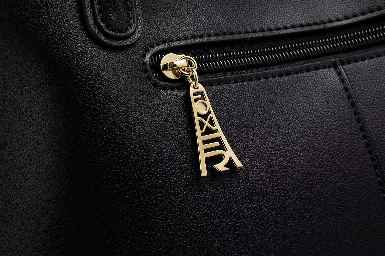 Bolsa Feminina Grande  Feita Em Couro Modelo Foxer Vallée Black